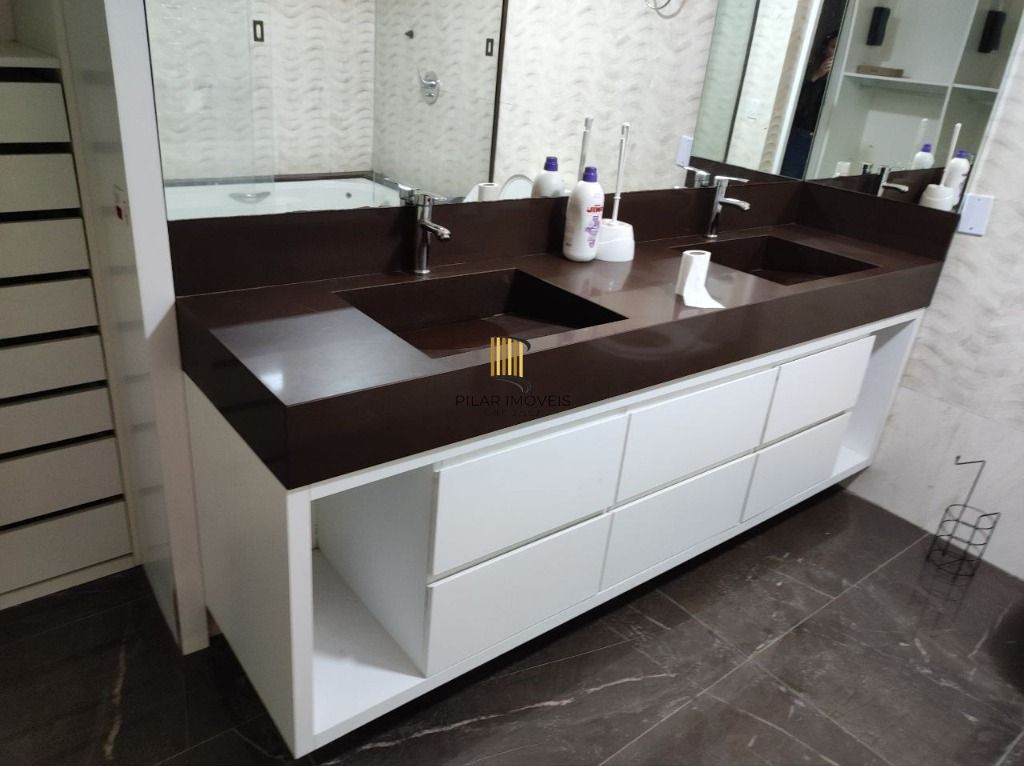 Casa com 3 dormitórios, 300 m² - venda por R$ 700.000,00 ou aluguel por R$ 4.516,00/mês - Jardim Itu Sabará - Porto Alegre/RS