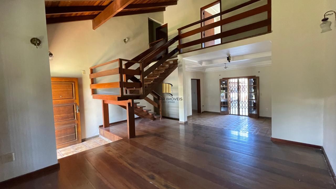 Casa 4 dormitórios no bairro Jardim Itu