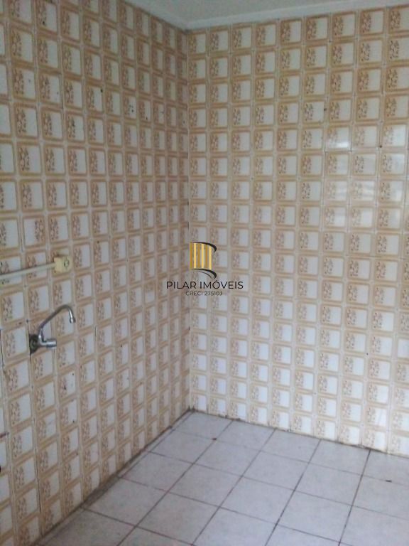 Apartamento Térreo de 2 Dormitórios com Vaga – Bairro Sarandi