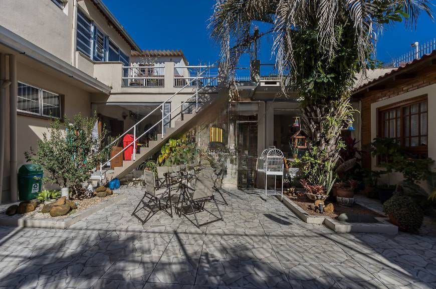 Casa à venda, 290 m² por R$ 1.300.000,00 - Vila Ipiranga - Porto Alegre/RS