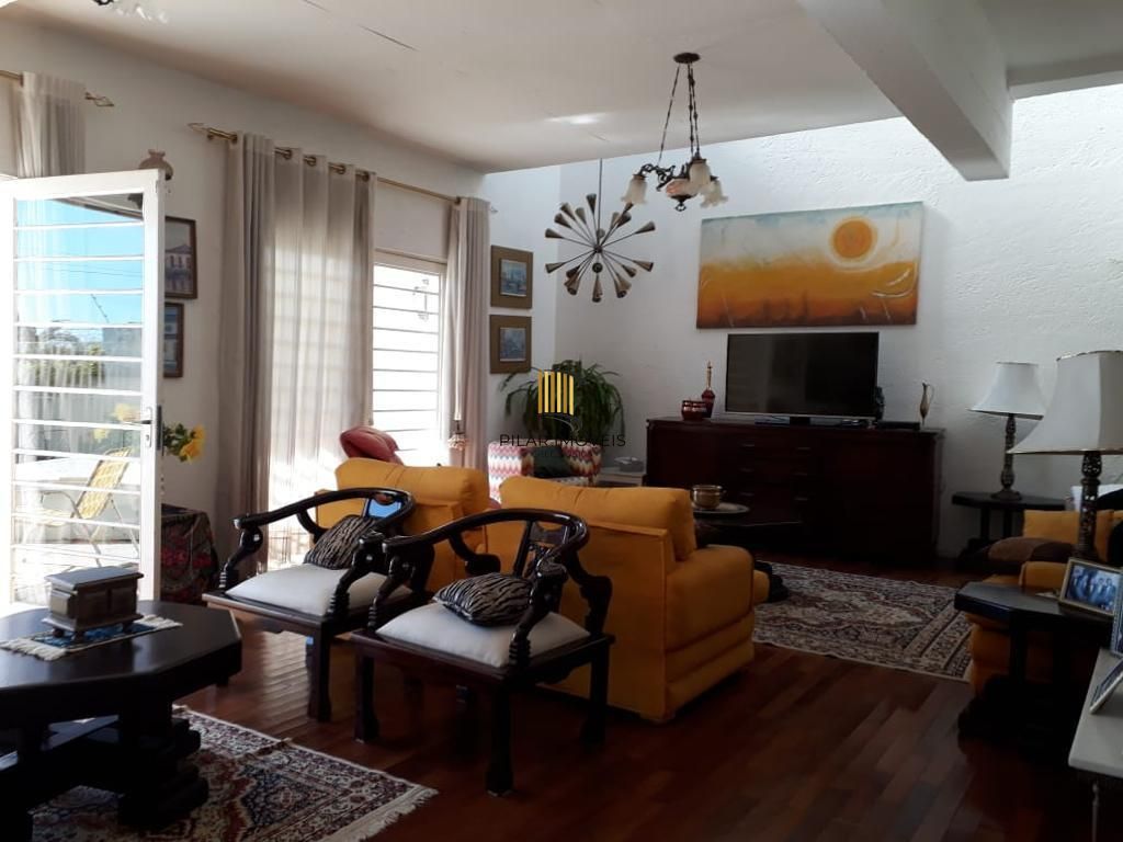 Sobrado com 4 dormitórios à venda, 498 m² por R$ 2.180.000,00 - Vila Jardim - Porto Alegre/RS