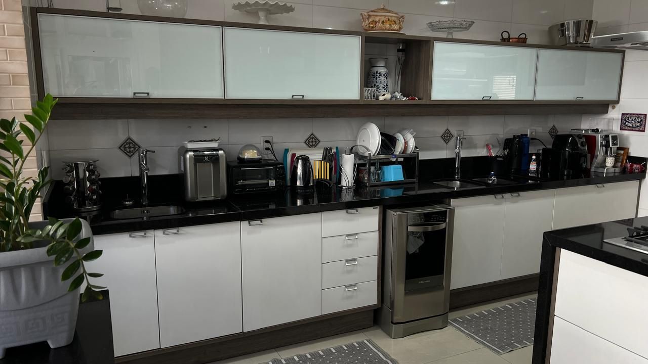 Casa de Condomínio 3 dormitórios no bairro Ecoville