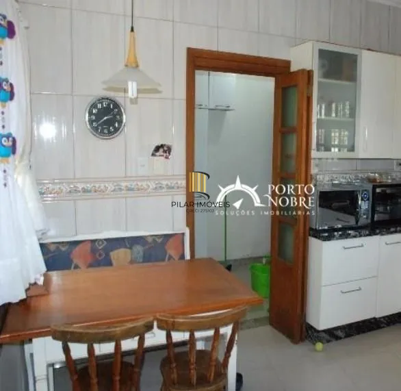 CASA EM CONDOMÍNIO