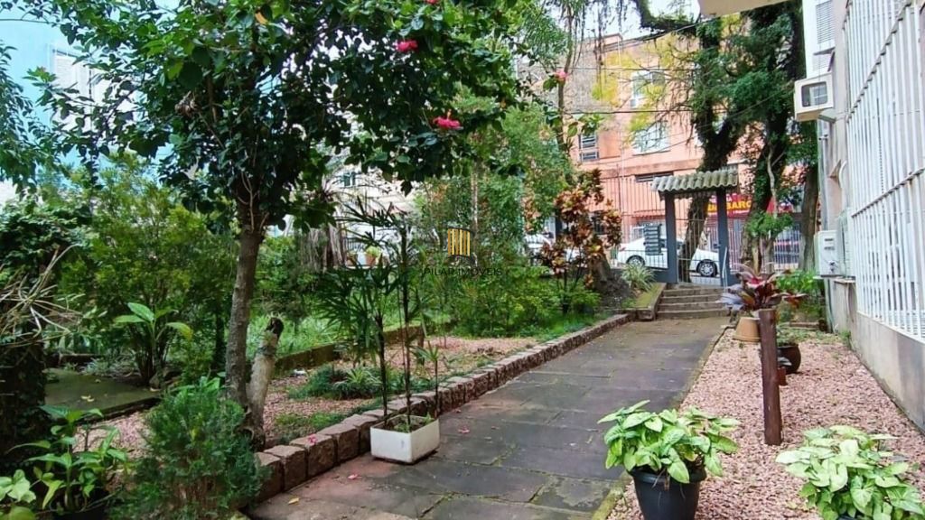 Apartamento com 3 dormitórios à venda, 77 m² por R$ 275.000,00 - Sarandi - Porto Alegre/RS