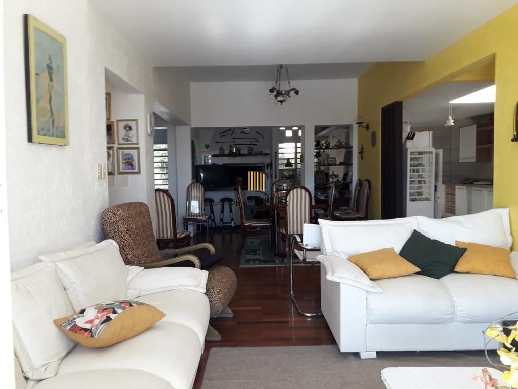 Sobrado com 4 dormitórios à venda, 498 m² por R$ 2.180.000,00 - Vila Jardim - Porto Alegre/RS