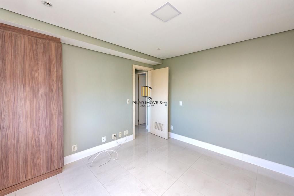 PORTO NOBRE vende excelente apartamento semi mobiliado, com 3 quartos, no bairro Rio Branco.