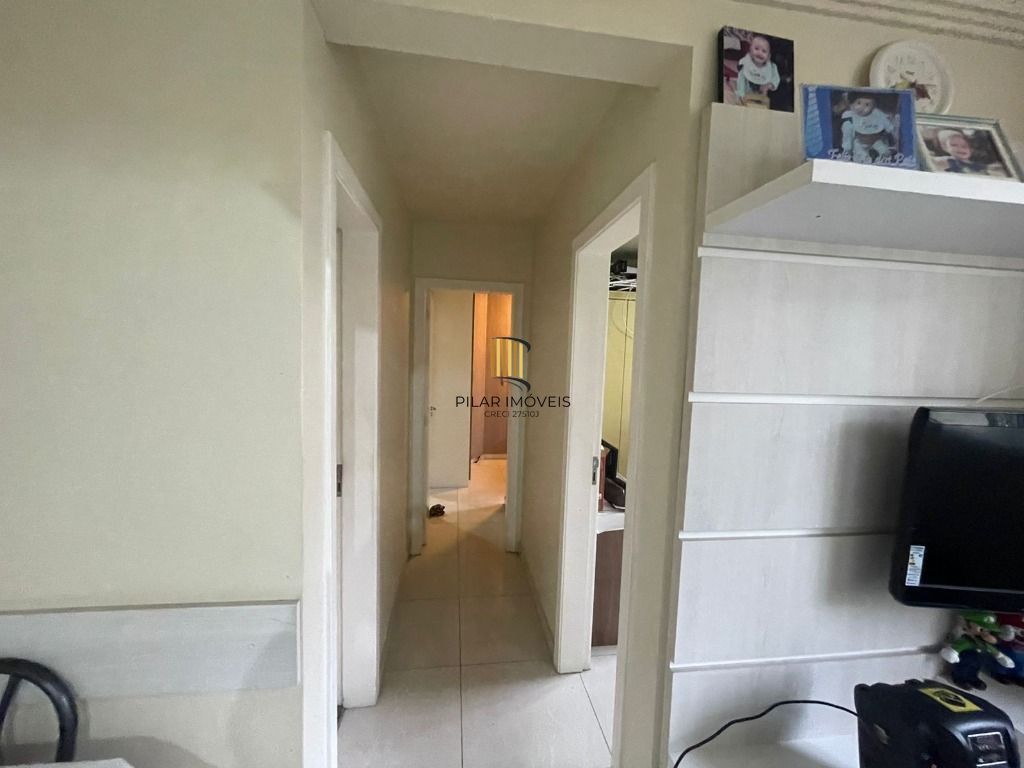 Apartamento com 2 dormitórios à venda, 50 m² por R$ 210.000,00 - Rubem Berta - Porto Alegre/RS
