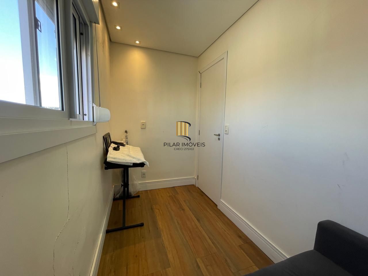 Apartamento 2 dormitórios no bairro Rubem Berta