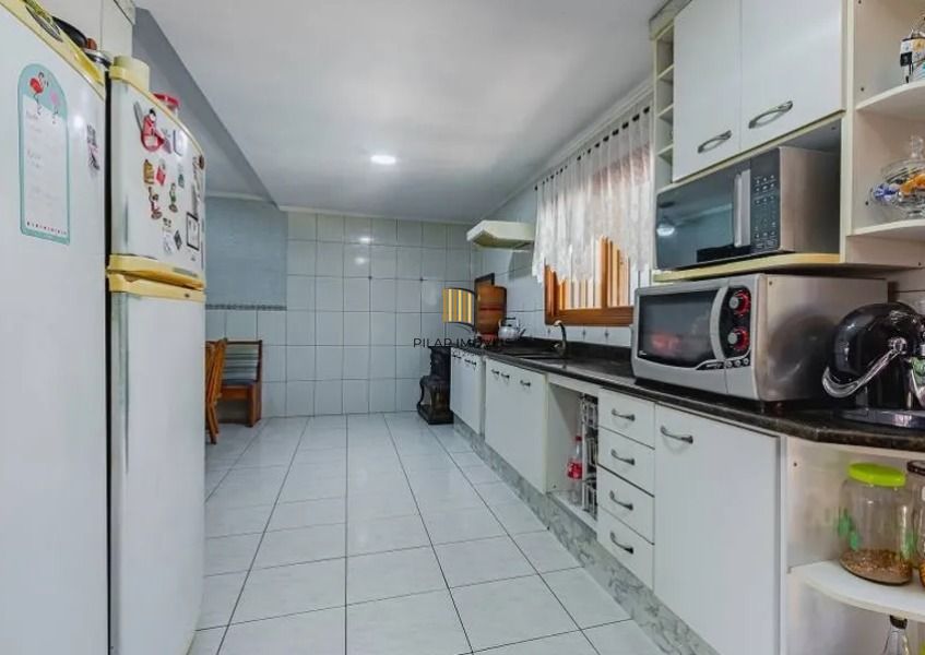 Casa com 4 dormitórios à venda, 245 m² por R$ 799.000,00 - Sarandi - Porto Alegre/RS