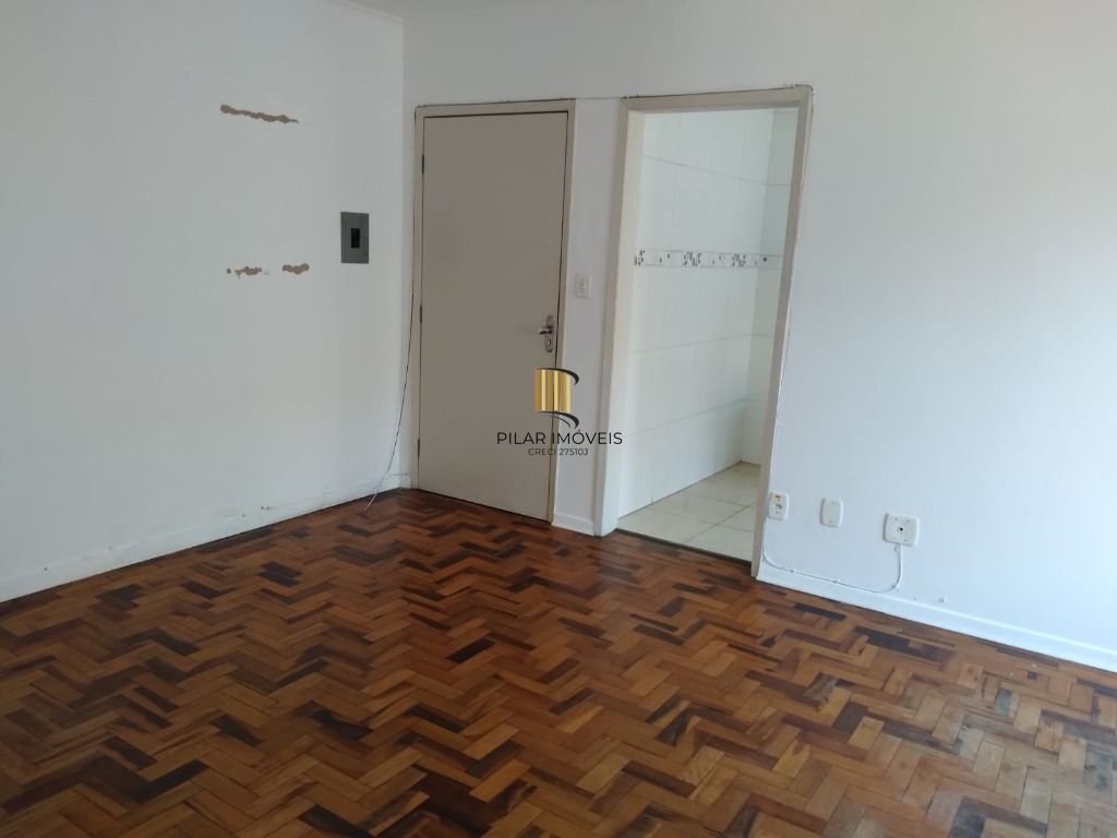 Apartamento com 2 dormitórios à venda, 77 m² por R$ 260.000,00 - Passo d'Areia - Porto Alegre/RS