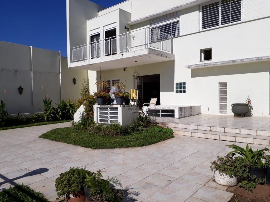 Sobrado com 4 dormitórios à venda, 498 m² por R$ 2.180.000,00 - Vila Jardim - Porto Alegre/RS - Pilar Imóveis