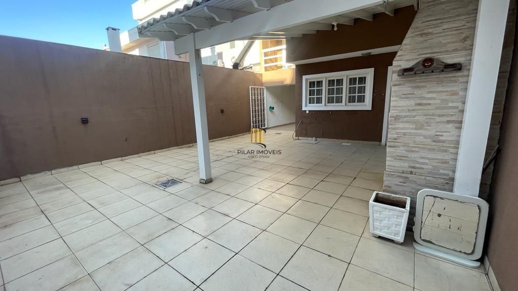 Casa com 4 dormitórios à venda, 220 m² por R$ 990.000,00 - Ecoville - Porto Alegre/RS