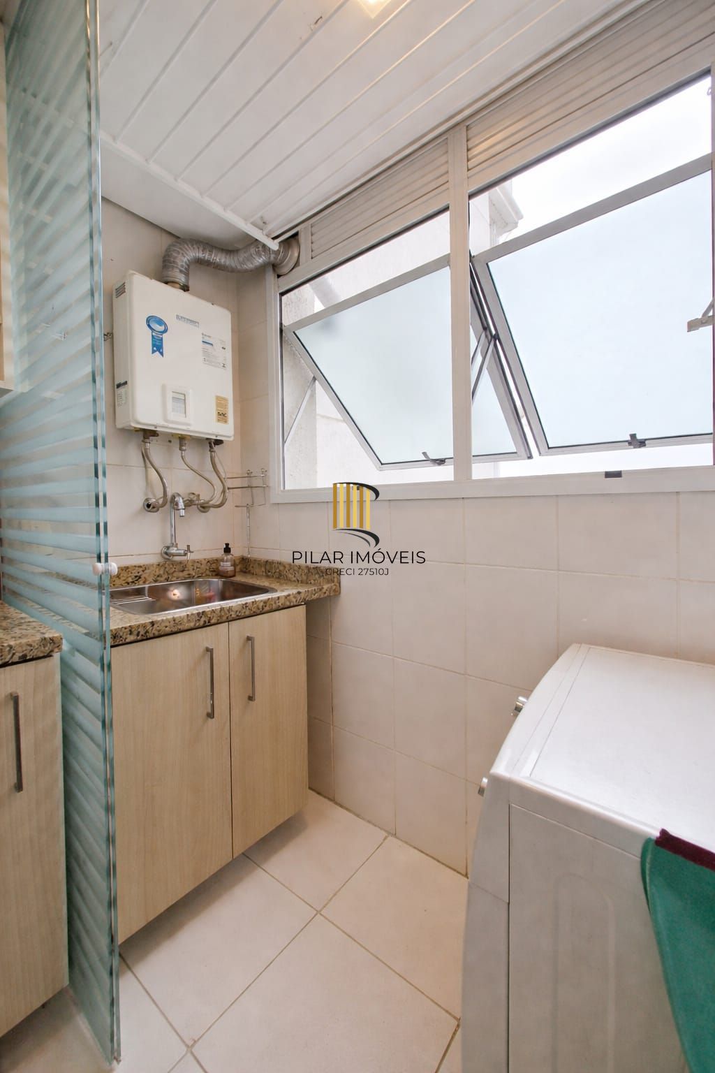 Apartamento 2 dormitórios ,71m2, no bairro Cristo Redentor em Porto Alegre