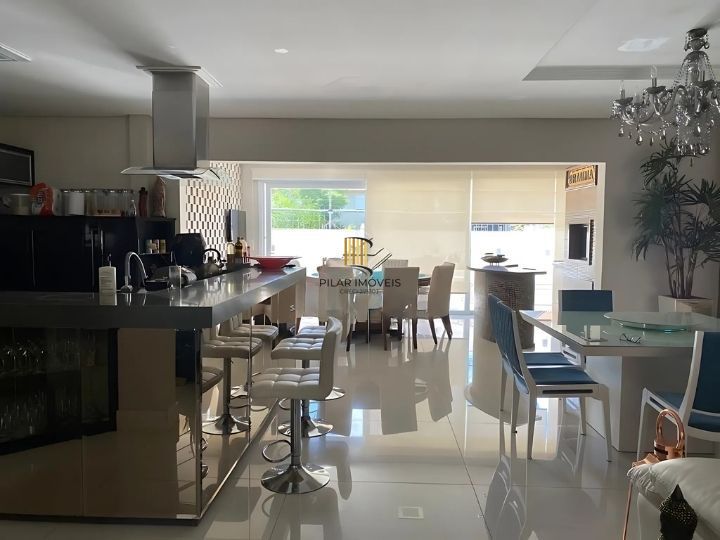 Casa em Condomínio Semi Mobiliada com 3 Suites, 258 m² - venda por R$ 1.700.000 ou aluguel por R$ 8.940/mês - Sarandi - Porto Alegre/RS