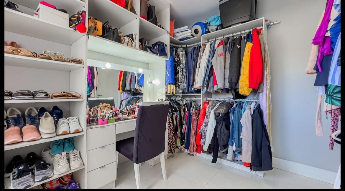 Apartamento 2 dormitórios no bairro São Sebastião