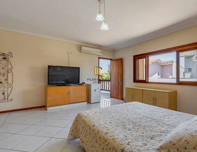 Casa com 4 dormitórios à venda, 245 m² por R$ 799.000,00 - Sarandi - Porto Alegre/RS