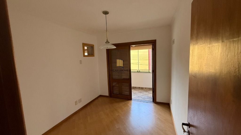 Apartamento com 3 dormitórios à venda, 147 m² por R$ 796.000,00 - Jardim Itu Sabará - Porto Alegre/RS