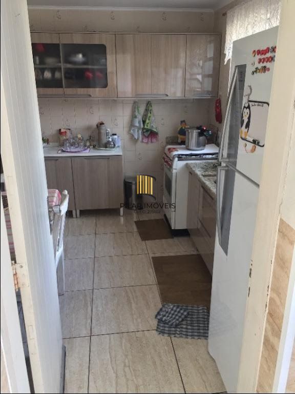 PORTO NOBRE VENDE Casa com 6 dormitórios por R$ 690.000 - Jardim Itu Sabará - Porto Alegre/RS