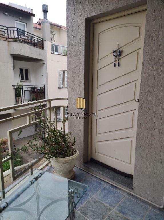 Sobrado com 3 dormitórios à venda, 195 m² por R$ 720.000,00 - Jardim Itu Sabará - Porto Alegre/RS