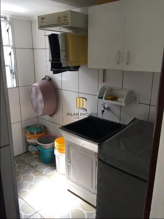 PORTO NOBRE VENDE Casa com 6 dormitórios por R$ 690.000 - Jardim Itu Sabará - Porto Alegre/RS