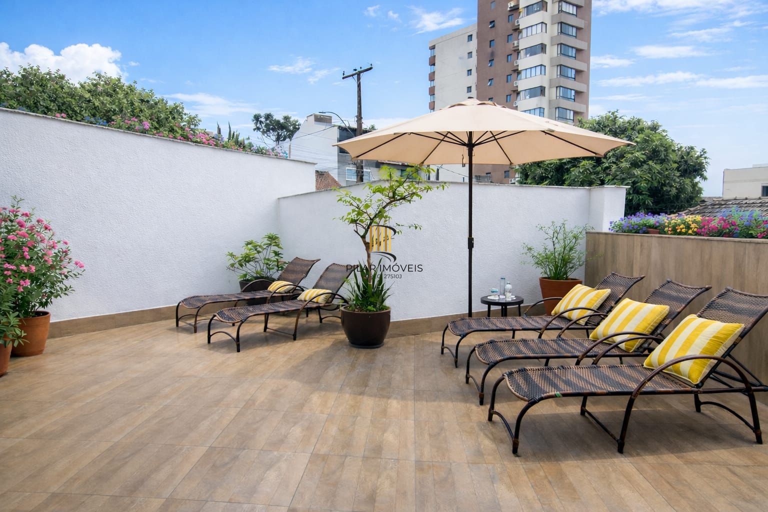 Apartamento 2 dormitórios ,71m2, no bairro Cristo Redentor em Porto Alegre