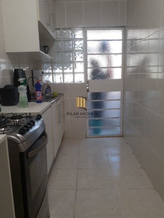 Apartamento com 2 dormitórios à venda, 69 m² por R$ 300.000,00 - Vila Ipiranga - Porto Alegre/RS