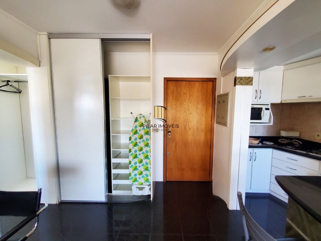 Apartamento com 1 dormitório SEMI MOBILIADO à venda, 49 m² por R$ 450.000 - Boa Vista - Porto Alegre/RS