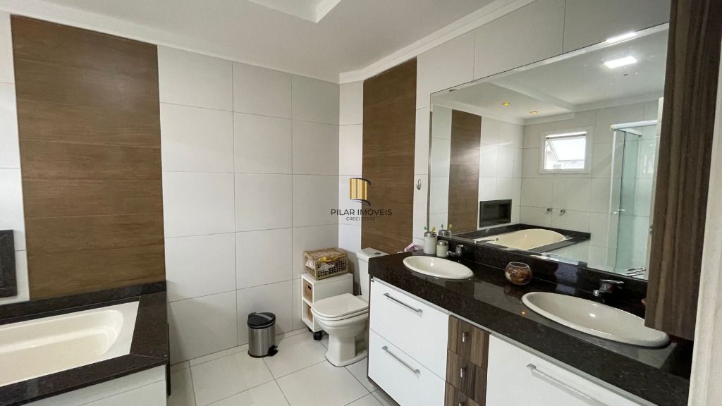 Casa com 3 dormitórios à venda, 242 m² por R$ 1.330.000,00 - Ecoville - Porto Alegre/RS