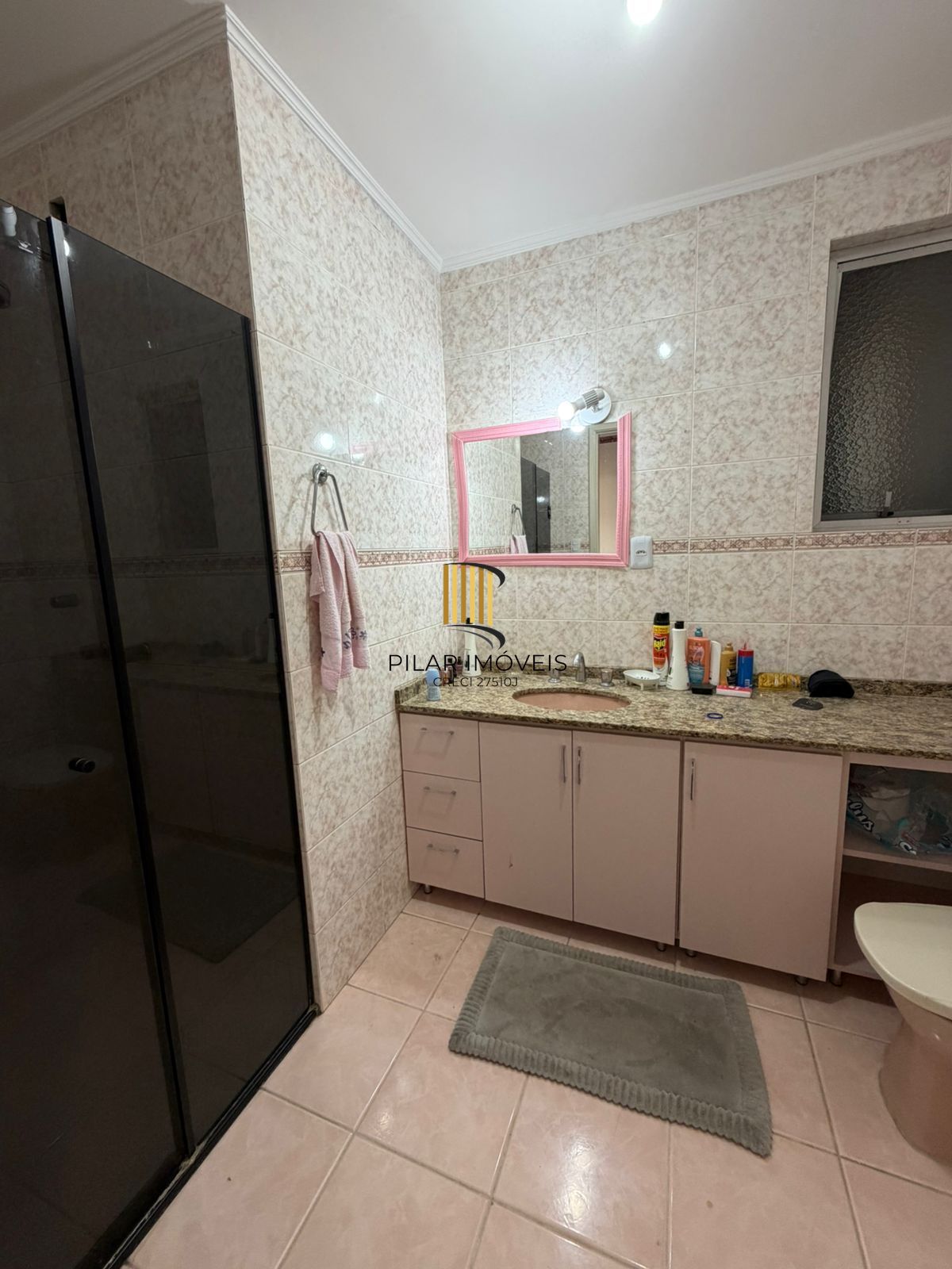 3 minutos do Bourbon Teresópolis, com 110m, 3 dorm e infra completa.