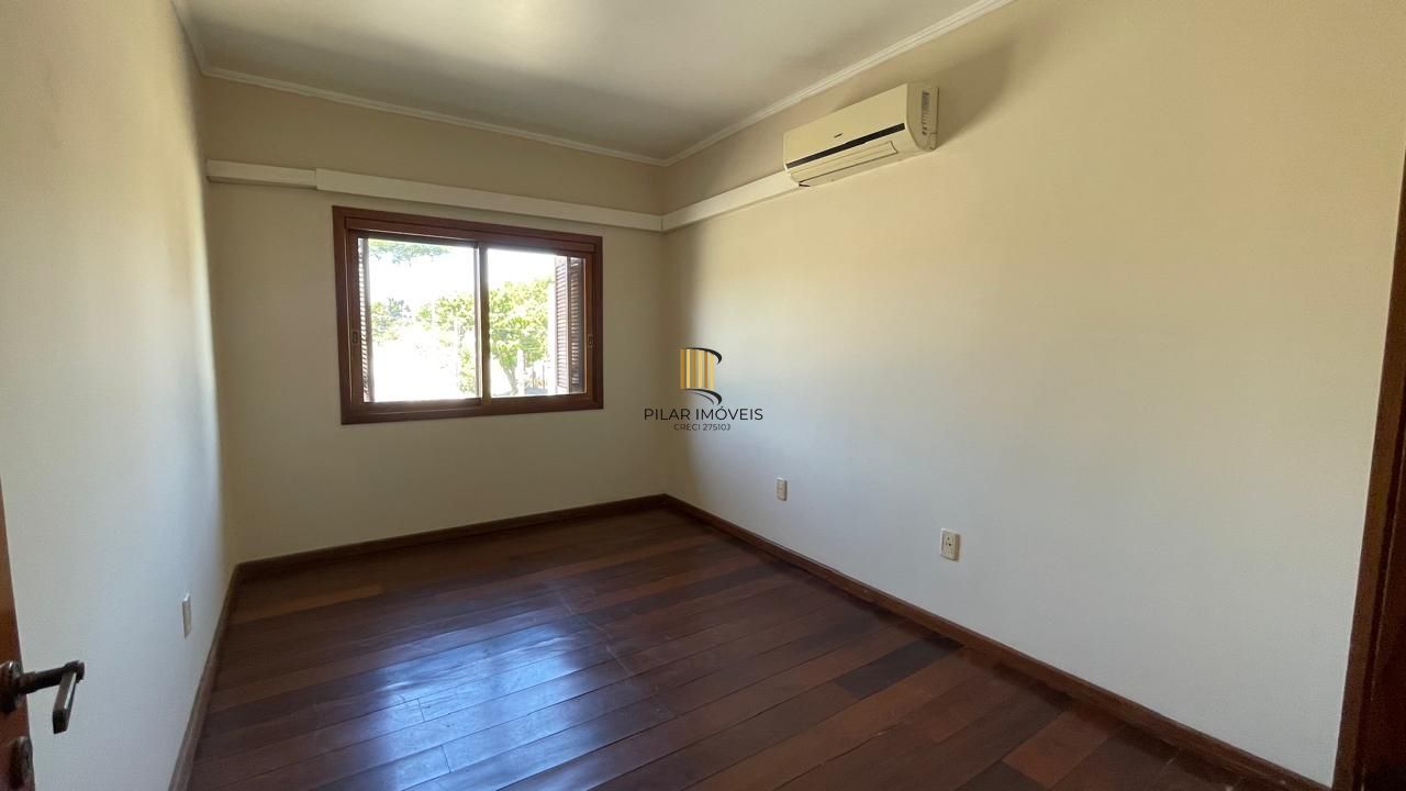 Casa 4 dormitórios no bairro Jardim Itu