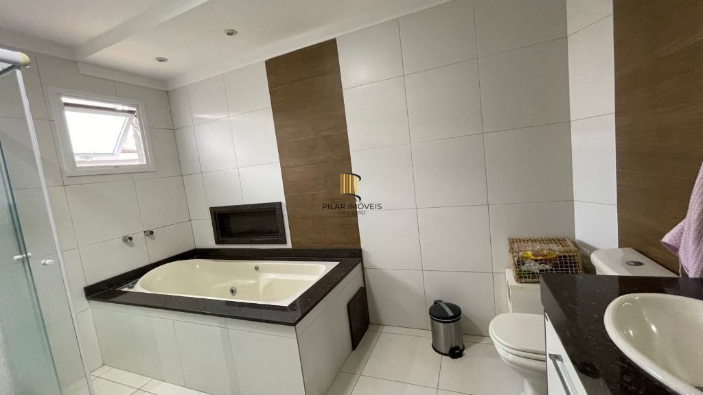 Casa com 3 dormitórios à venda, 242 m² por R$ 1.330.000,00 - Ecoville - Porto Alegre/RS