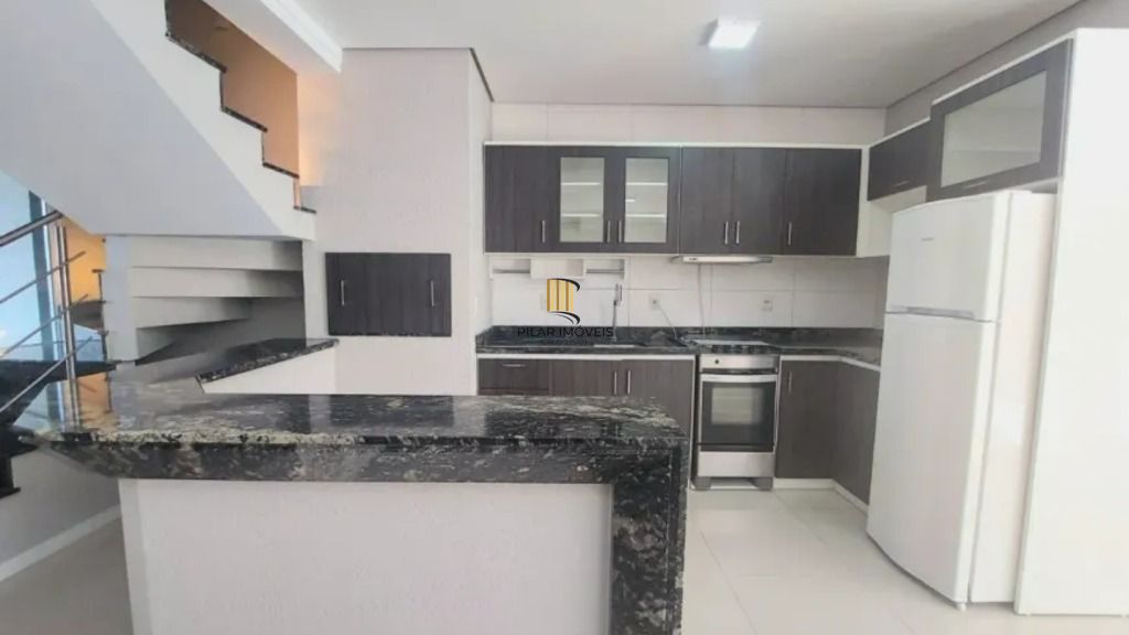 Casa Impecável com 3 Dormitórios e Amplo Terreno no Bairro Sarandi – Porto Alegre