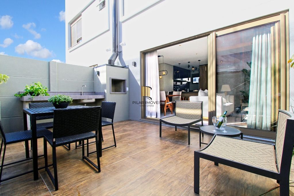 Sobrado com 3 dormitórios à venda, 144 m² por R$ 1.032.000,00 - Jardim Itu Sabará - Porto Alegre/RS