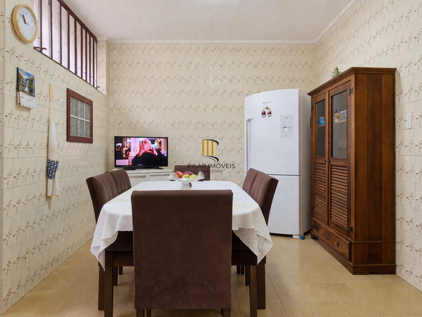 Casa/Sobrado 4 dormitórios, 290 m², no bairro Vila Ipiranga em Porto Alegre