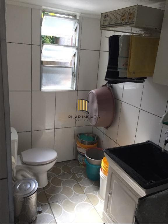 PORTO NOBRE VENDE Casa com 6 dormitórios por R$ 690.000 - Jardim Itu Sabará - Porto Alegre/RS