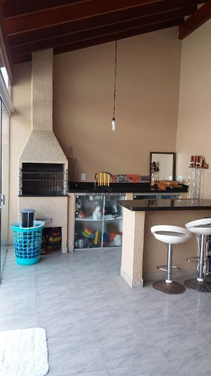 Ótima casa à venda