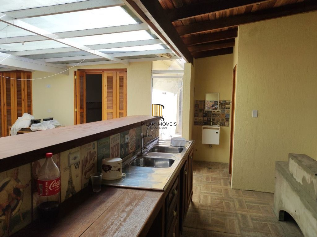 Casa com 3 dormitórios, 300 m² - venda por R$ 700.000,00 ou aluguel por R$ 4.516,00/mês - Jardim Itu Sabará - Porto Alegre/RS