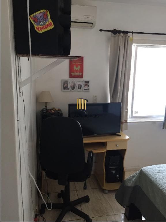 PORTO NOBRE VENDE Casa com 6 dormitórios por R$ 690.000 - Jardim Itu Sabará - Porto Alegre/RS