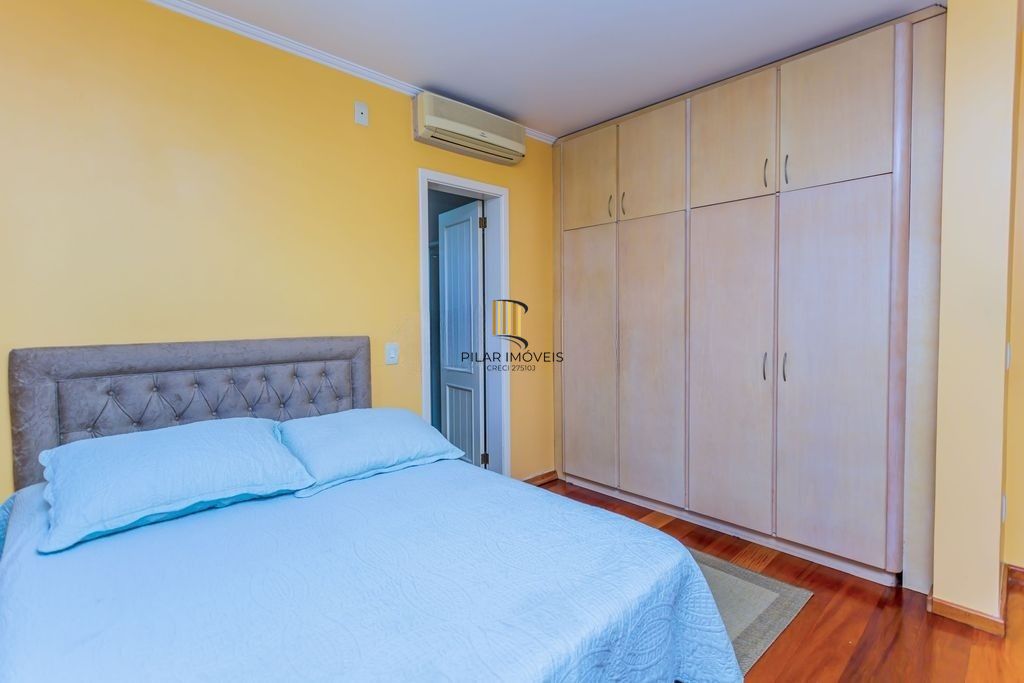 Casa com 3 dormitórios à venda, 275 m² por R$ 1.190.000,00 - Jardim Sabará - Porto Alegre/RS