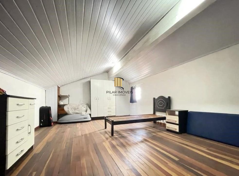 CASA DE 310M² COM CHURRASQUEIRA E HIDROMASSAGEM - SARANDI