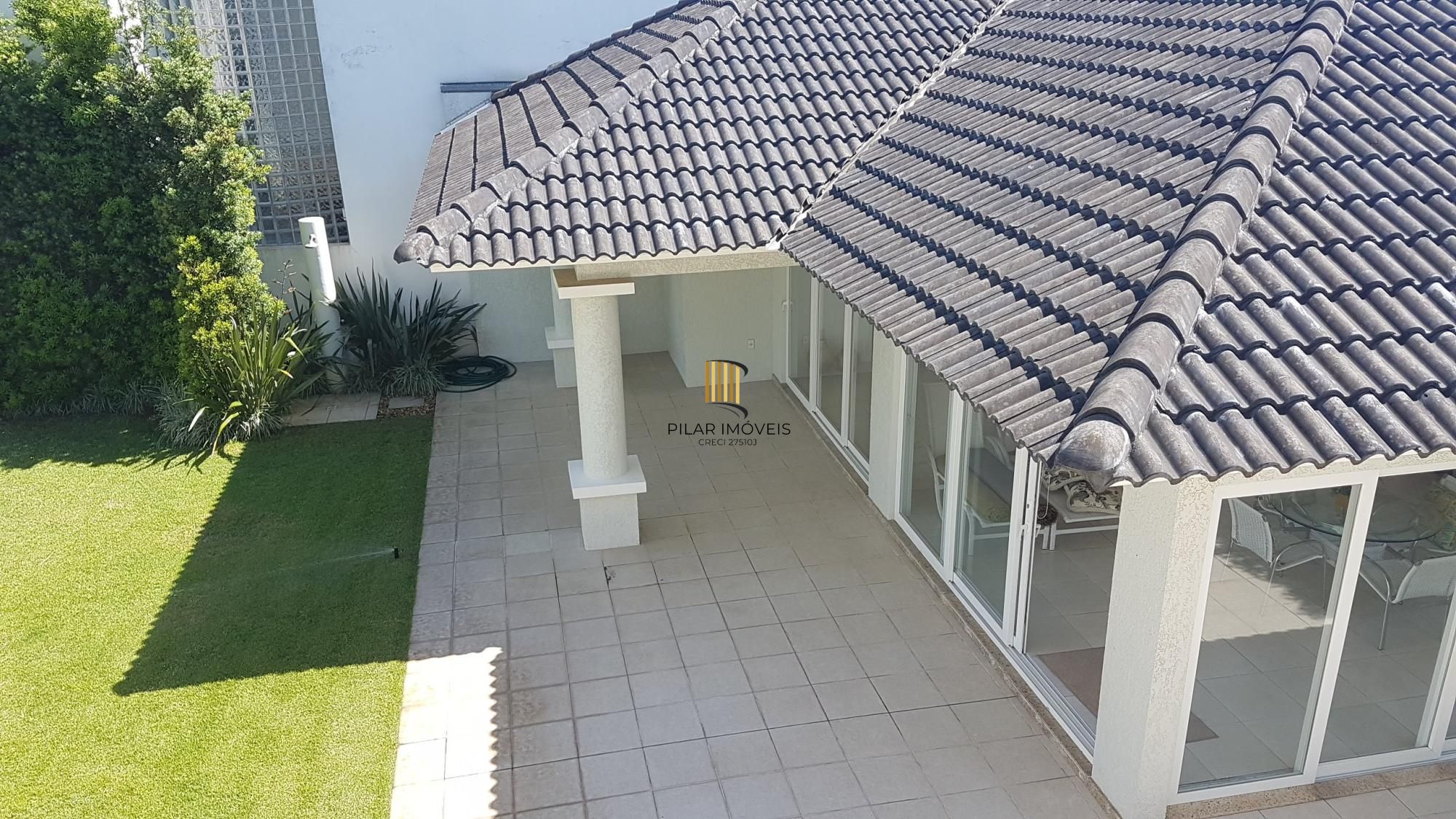 Casa com 6 dormitórios à venda, 354 m² por R$ 3.550.000 - Zona Nova - Capão da Canoa/RS