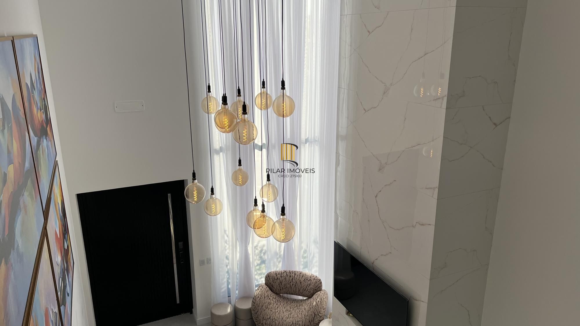 Casa em condomínio fechado