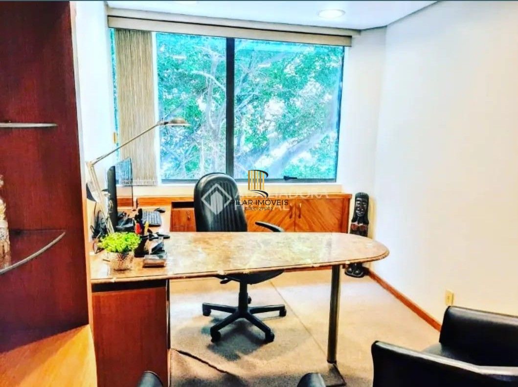Sala Comercial 1 dormitório no bairro Praia de Belas