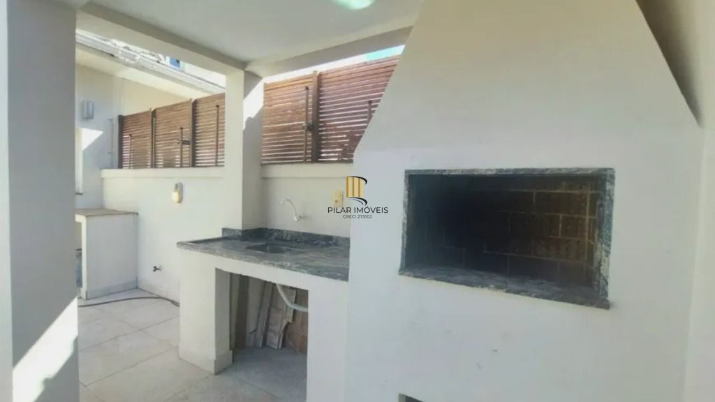 Casa Impecável com 3 Dormitórios e Amplo Terreno no Bairro Sarandi – Porto Alegre