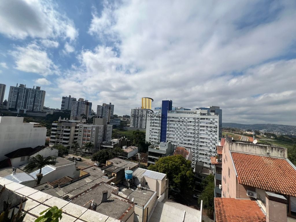 Conjunto Comercial Semi Mobiliado com sacada  para VENDA/ALUGUEL Petrópolis - Porto Alegre/RS