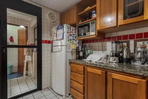 Cobertura triplex de 3 dormitórios - Petrópolis