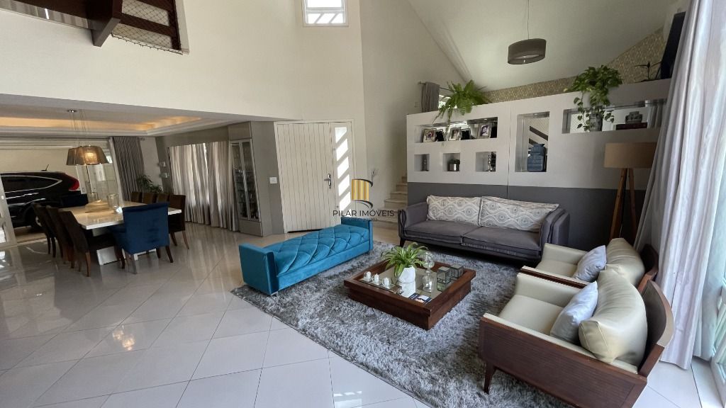 CASA , COM MUITO PÁTIO, EM CONDOMÍNIO FECHADO - Pilar Imóveis