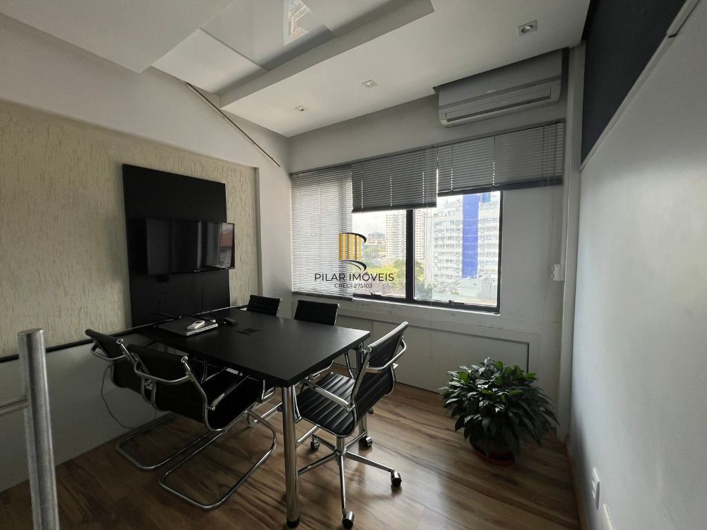 Conjunto Comercial Semi Mobiliado com sacada  para VENDA/ALUGUEL Petrópolis - Porto Alegre/RS