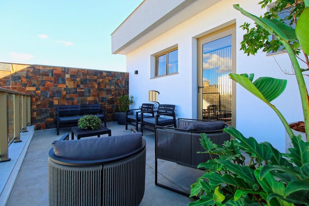 Sobrado com 3 dormitórios à venda, 144 m² por R$ 1.032.000,00 - Jardim Itu Sabará - Porto Alegre/RS