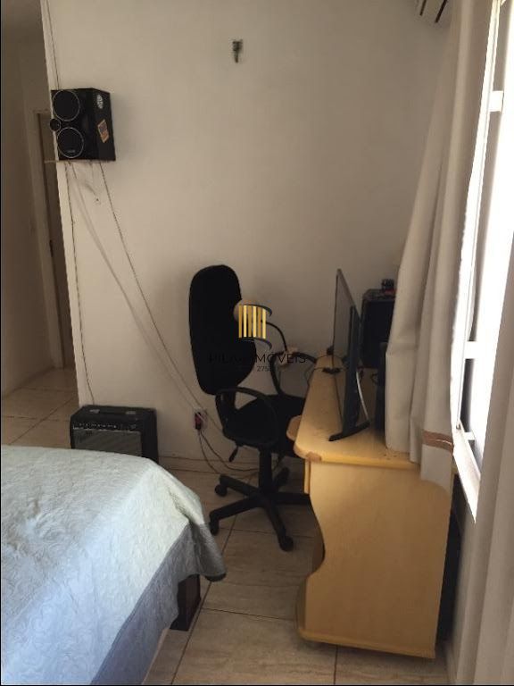 PORTO NOBRE VENDE Casa com 6 dormitórios por R$ 690.000 - Jardim Itu Sabará - Porto Alegre/RS